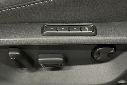 musta Volkswagen Tiguan Allspace 2021 kuva 18.