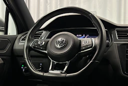 musta Volkswagen Tiguan Allspace 2021 kuva 19.