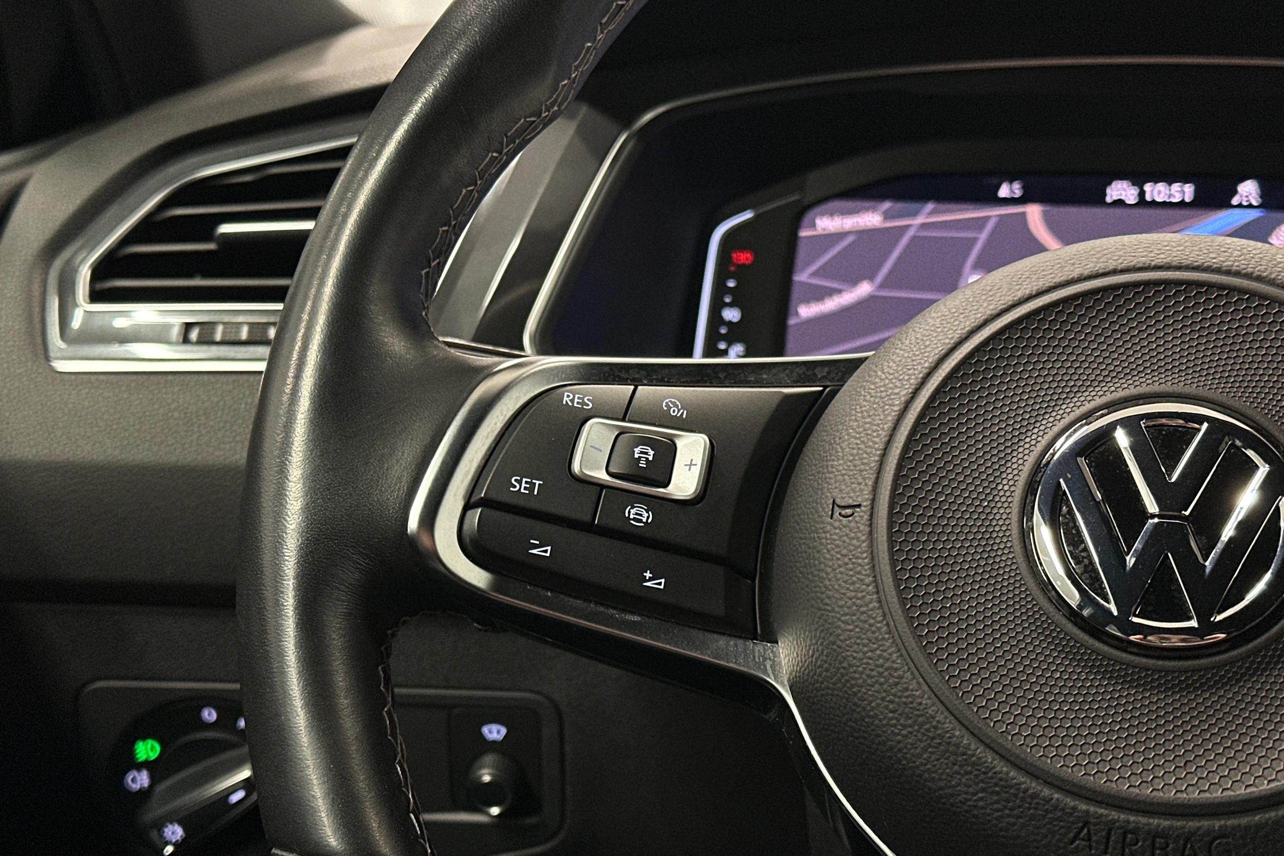 musta Volkswagen Tiguan Allspace 2021 kuva 20.