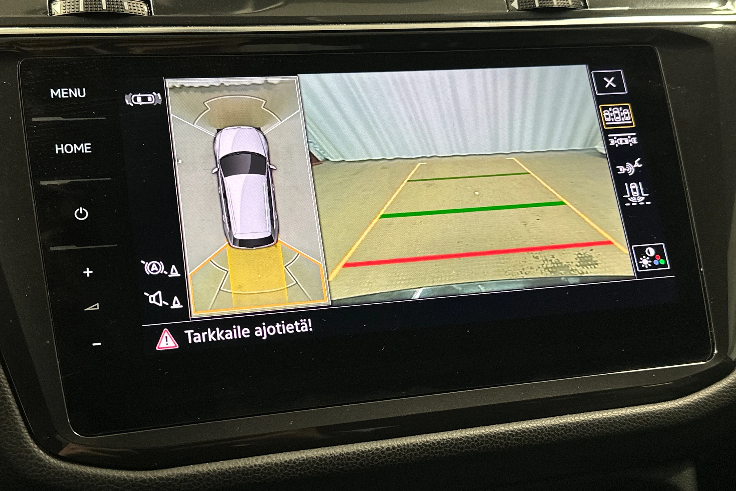 musta Volkswagen Tiguan Allspace 2021 kuva 27.