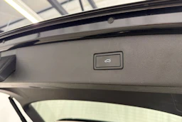 musta Volkswagen Tiguan Allspace 2021 kuva 41.