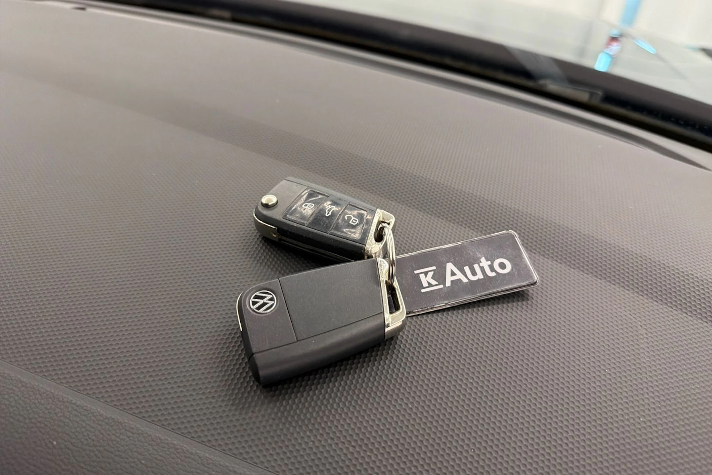 musta Volkswagen Tiguan Allspace 2021 kuva 48.