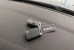 musta Volkswagen Tiguan Allspace 2021 kuva 48.