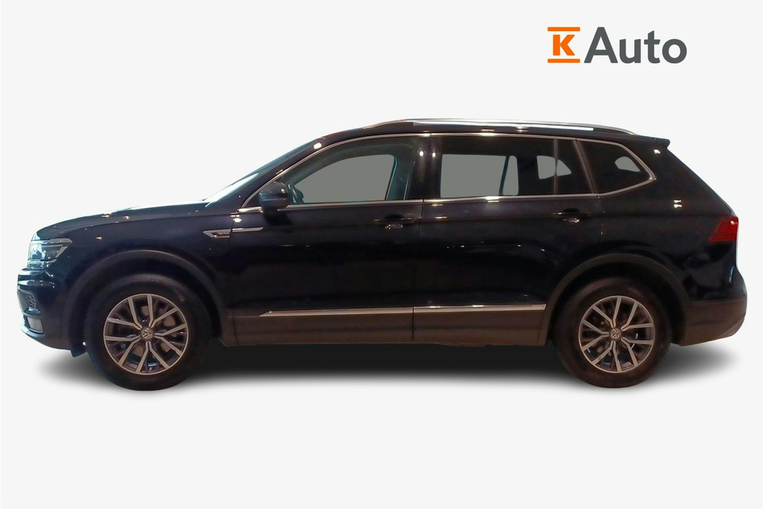 musta Volkswagen Tiguan Allspace 2021 kuva 6.