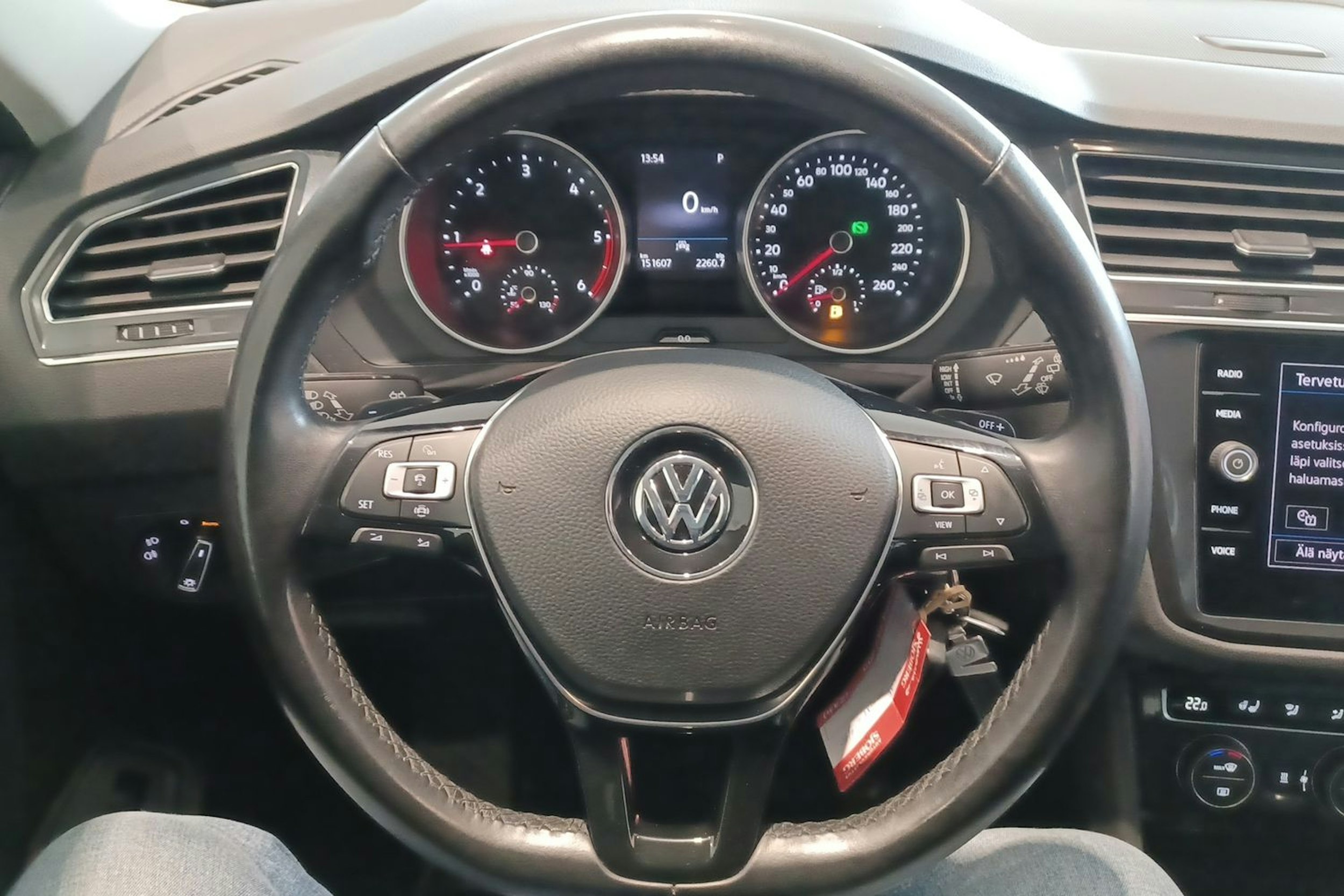 musta Volkswagen Tiguan Allspace 2021 kuva 15.