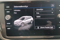 musta Volkswagen Tiguan Allspace 2021 kuva 24.