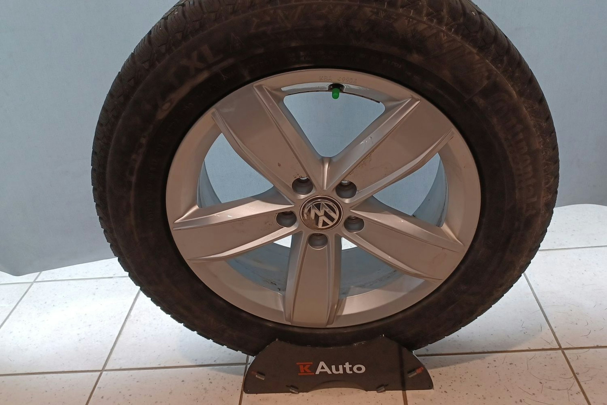 musta Volkswagen Tiguan Allspace 2021 kuva 32.