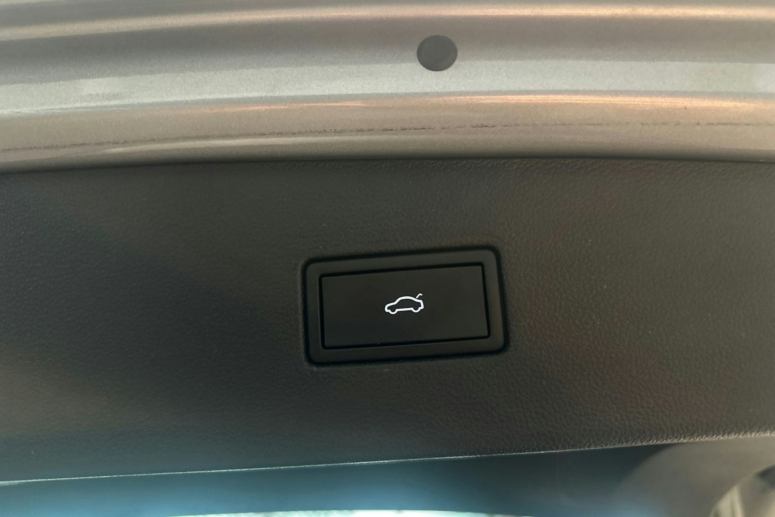 harmaa Volkswagen Tiguan Allspace 2023 kuva 18.
