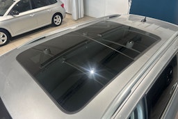 harmaa Volkswagen Tiguan Allspace 2023 kuva 19.