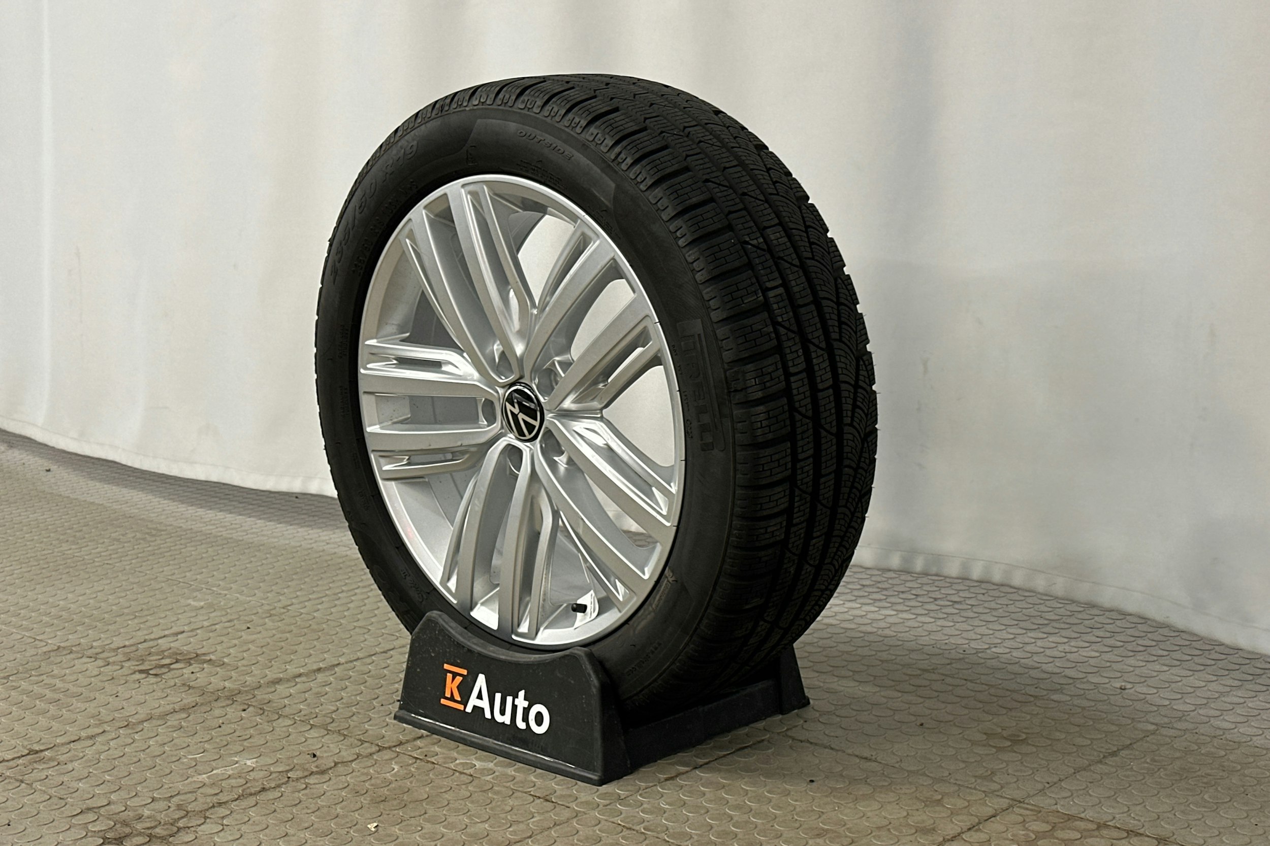 met. hopea Volkswagen Tiguan Allspace 2024 kuva 13.