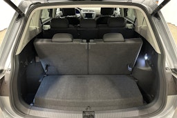 met. hopea Volkswagen Tiguan Allspace 2024 kuva 14.