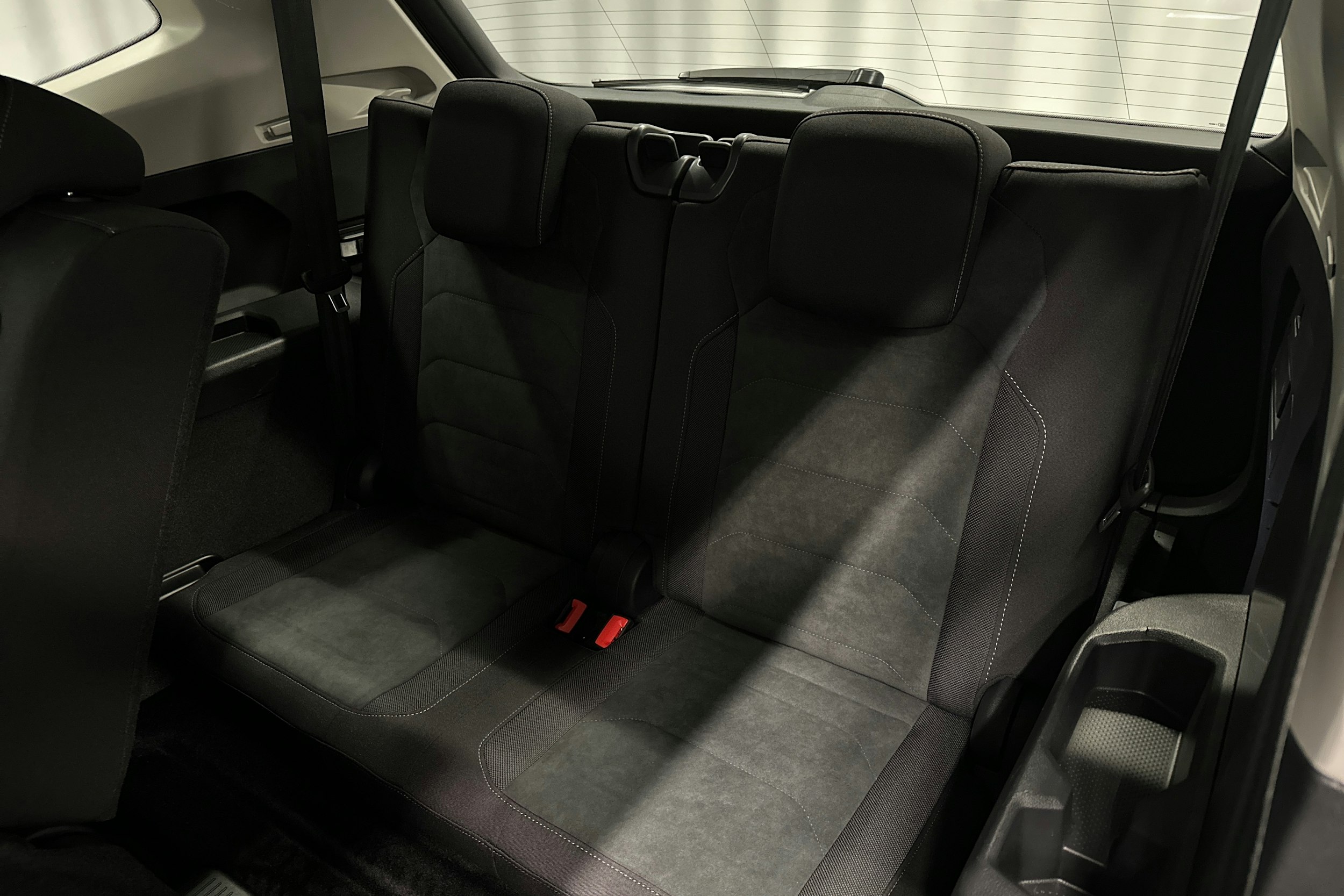 met. hopea Volkswagen Tiguan Allspace 2024 kuva 17.