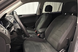 met. hopea Volkswagen Tiguan Allspace 2024 kuva 19.