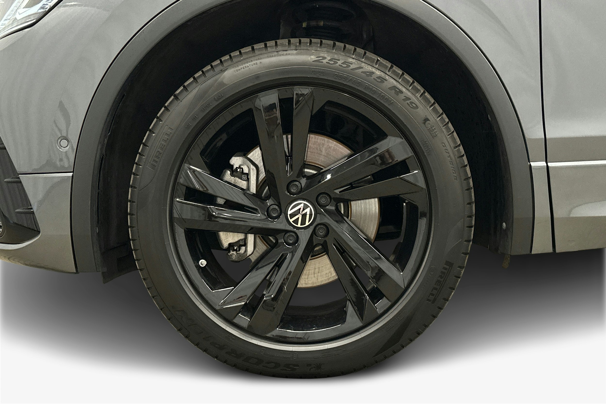 met. harmaa Volkswagen Tiguan Allspace 2024 kuva 9.