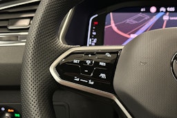 met. harmaa Volkswagen Tiguan Allspace 2024 kuva 17.