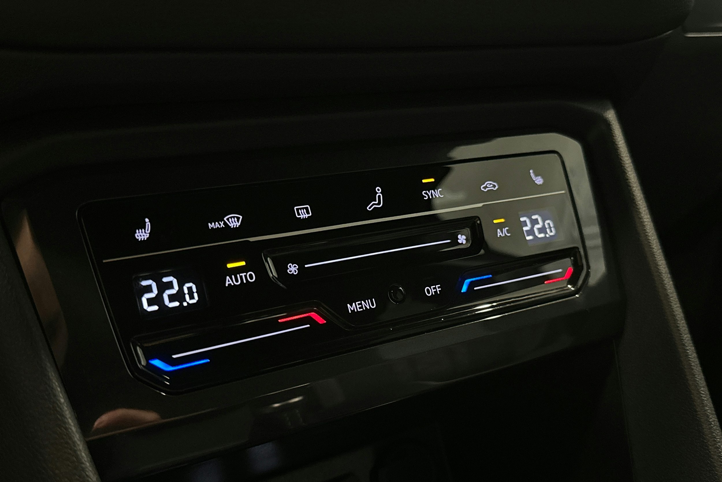 met. harmaa Volkswagen Tiguan Allspace 2024 kuva 26.