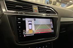 punainen Volkswagen Tiguan Allspace 2024 kuva 15.