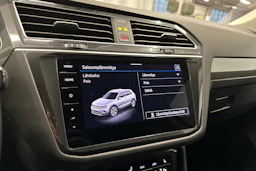 punainen Volkswagen Tiguan Allspace 2024 kuva 19.