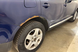 sininen Volkswagen Touareg 2005 kuva 28.