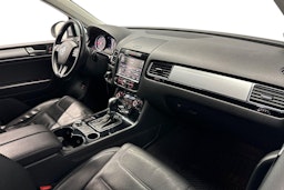 hopea Volkswagen Touareg 2010 kuva 9.