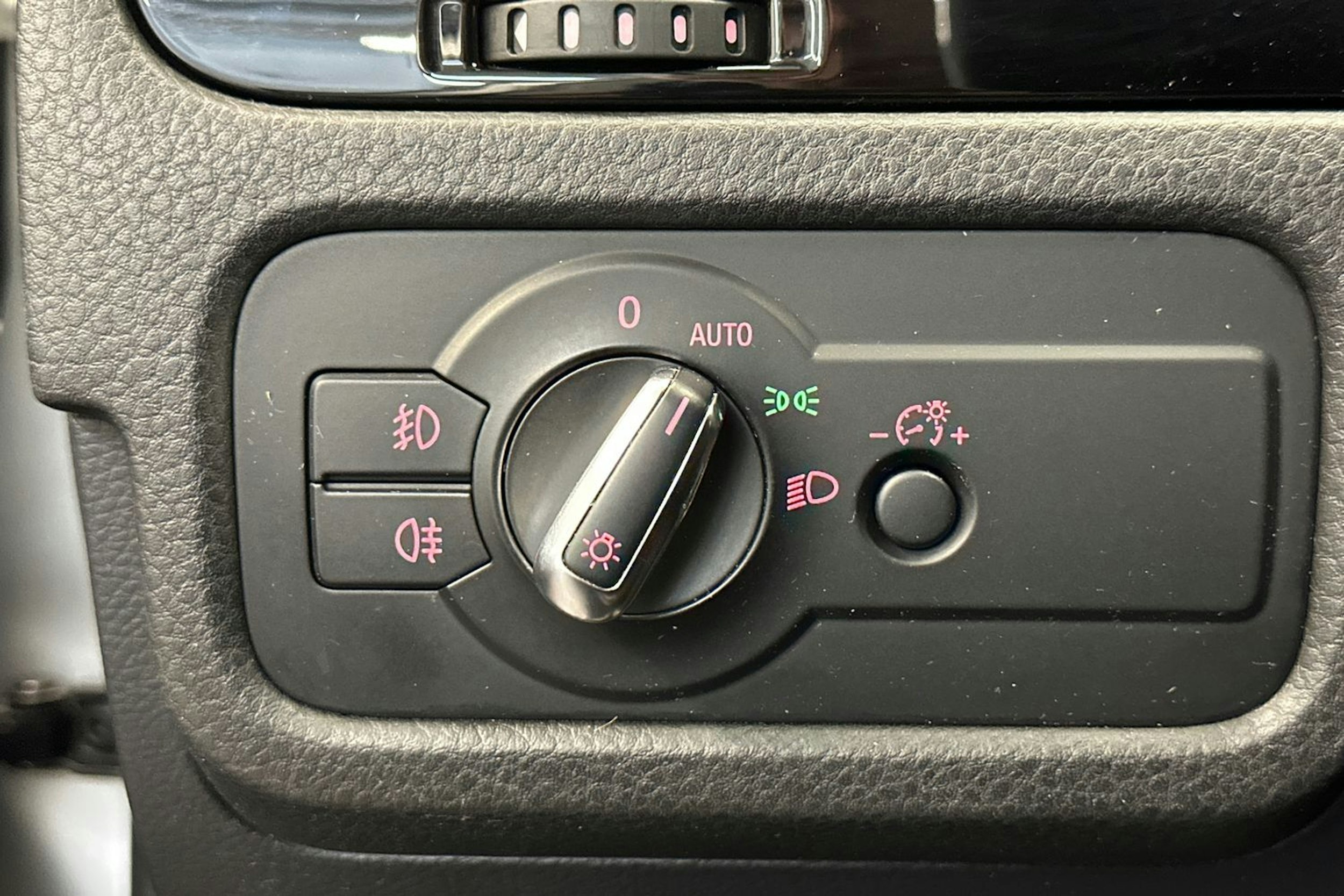 hopea Volkswagen Touareg 2010 kuva 18.