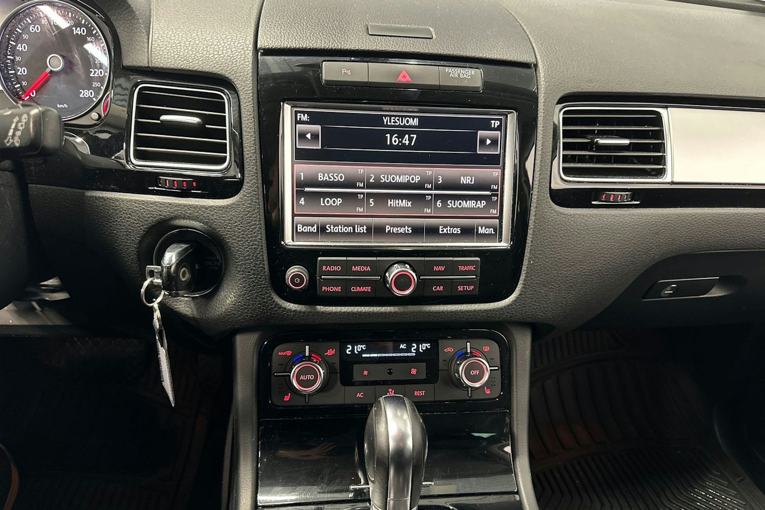 hopea Volkswagen Touareg 2010 kuva 22.