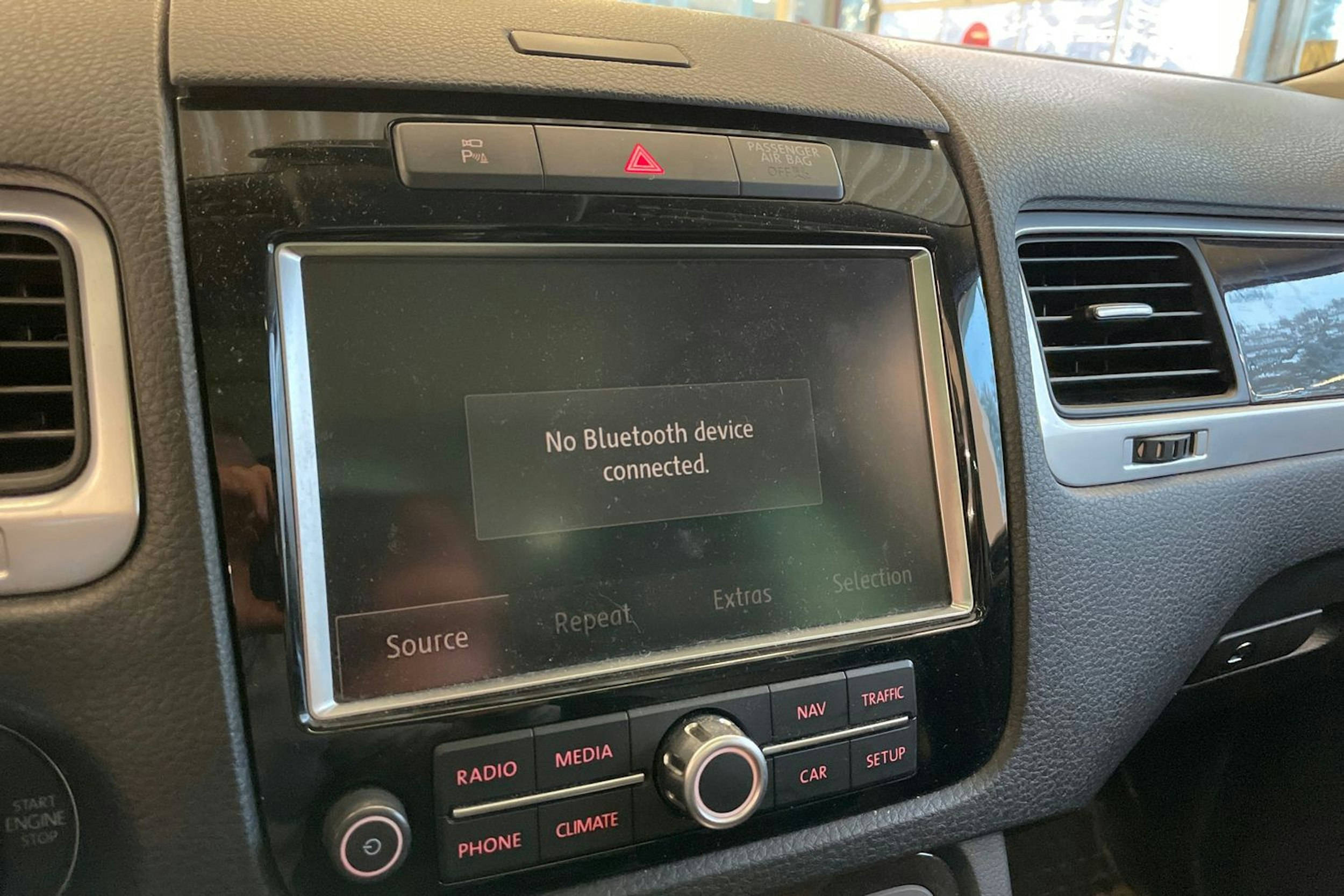 Musta Volkswagen TOUAREG 2011 kuva 20.