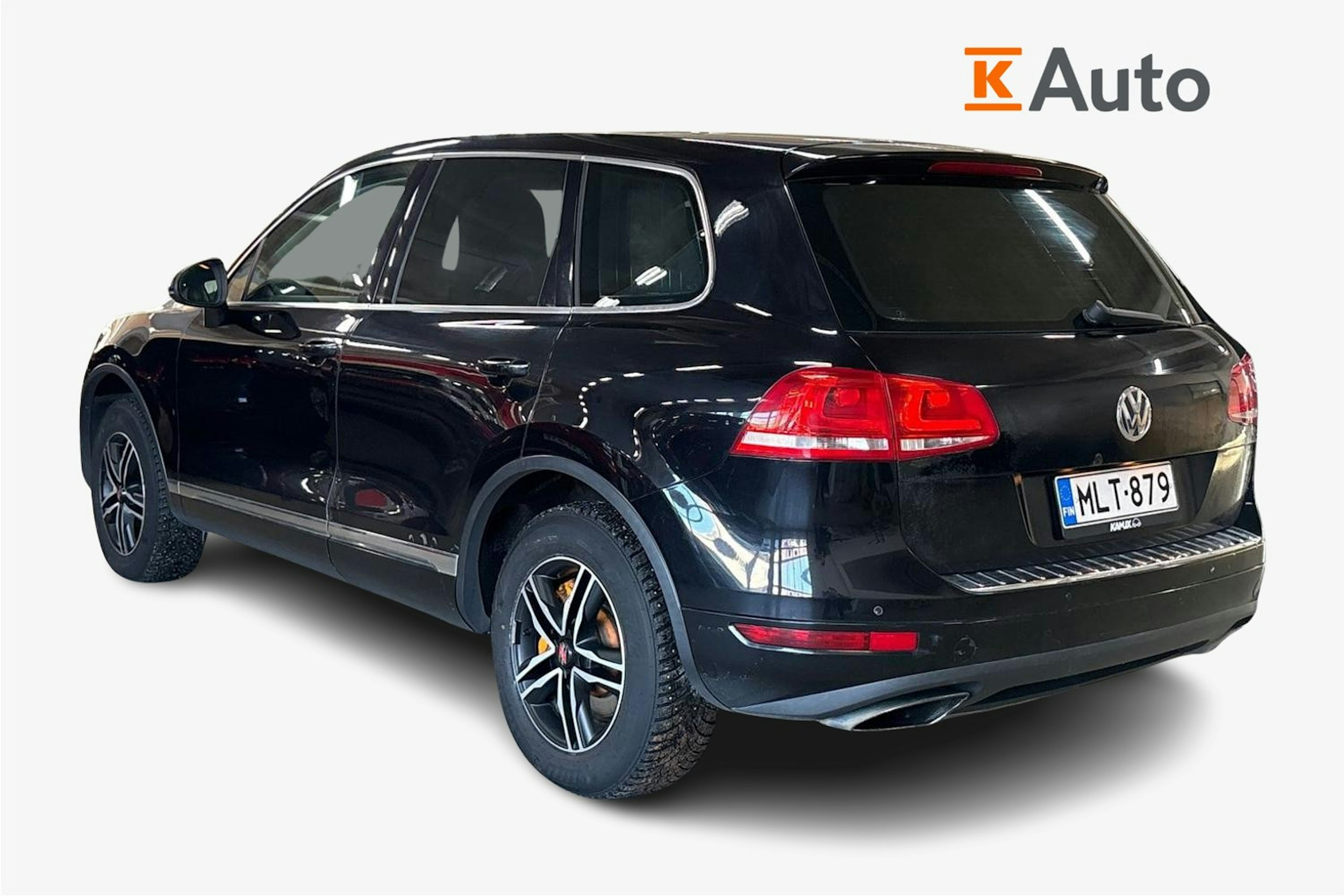 Musta Volkswagen TOUAREG 2011 kuva 2.