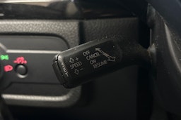 Musta Volkswagen TOUAREG 2011 kuva 24.