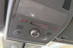 Musta Volkswagen TOUAREG 2011 kuva 26.