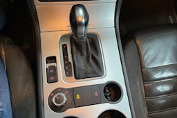 Valkoinen Volkswagen TOUAREG 2011 kuva 21.