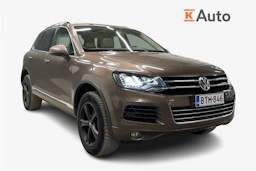 ruskea (beige) Volkswagen Touareg 2012 kuva 1.