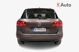 ruskea (beige) Volkswagen Touareg 2012 kuva 3.