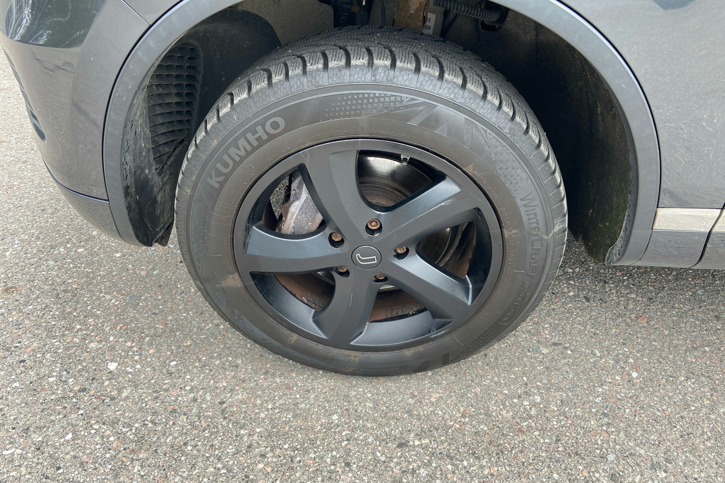 harmaa Volkswagen Touareg 2012 kuva 9.