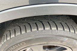 harmaa Volkswagen Touareg 2012 kuva 10.