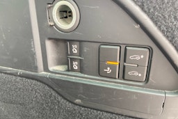 harmaa Volkswagen Touareg 2012 kuva 13.