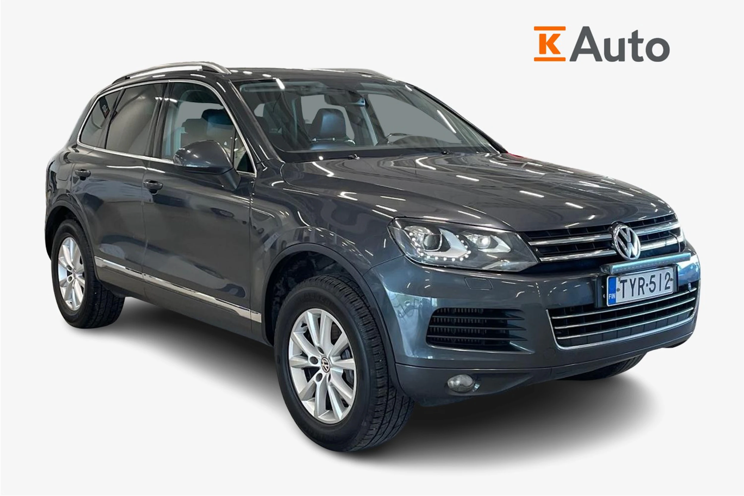 harmaa Volkswagen Touareg 2012 kuva 1.