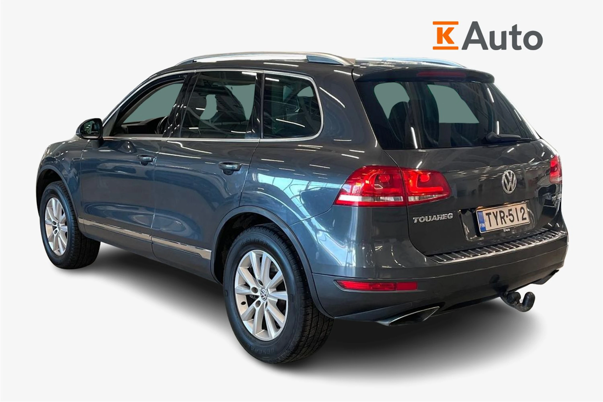 harmaa Volkswagen Touareg 2012 kuva 2.