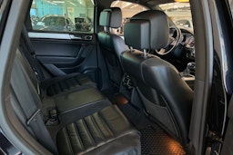 Musta Volkswagen TOUAREG 2013 kuva 32.