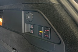 Musta Volkswagen TOUAREG 2013 kuva 35.