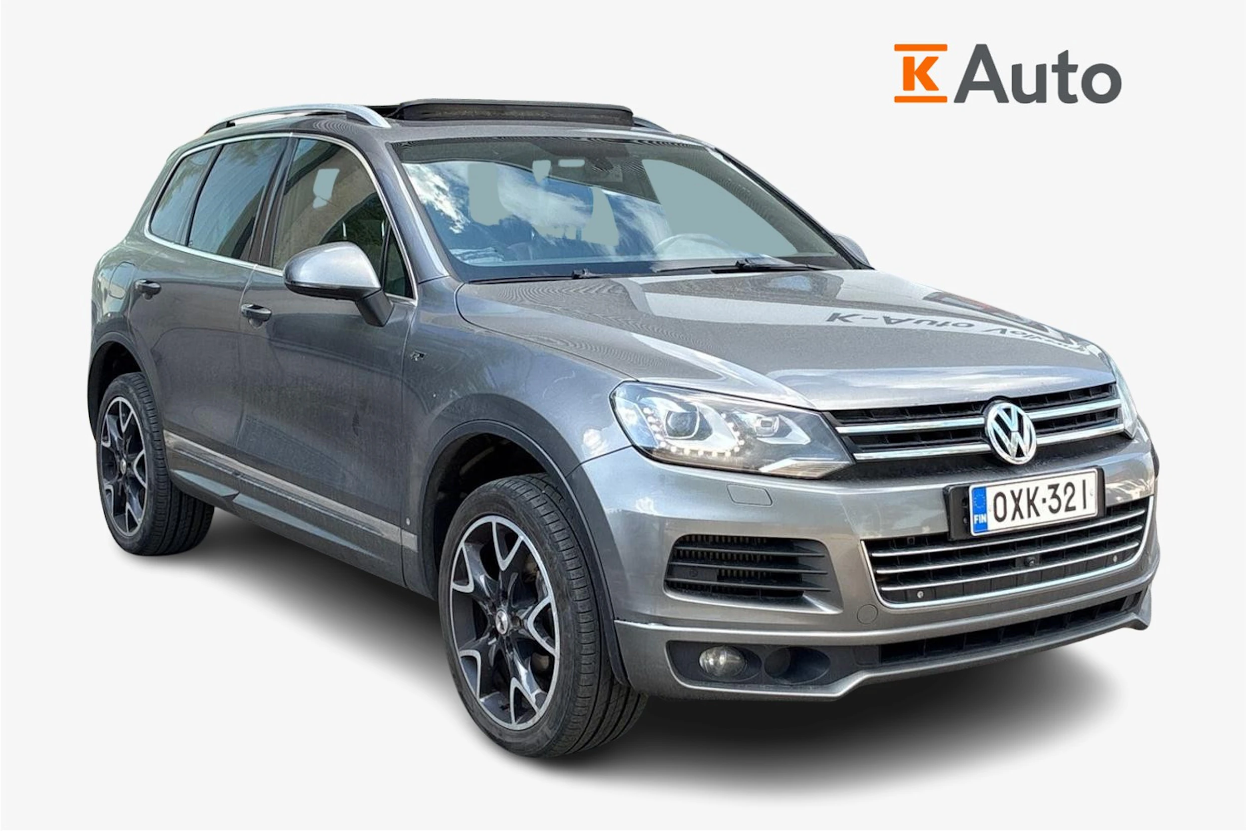harmaa Volkswagen Touareg 2014 kuva 1.