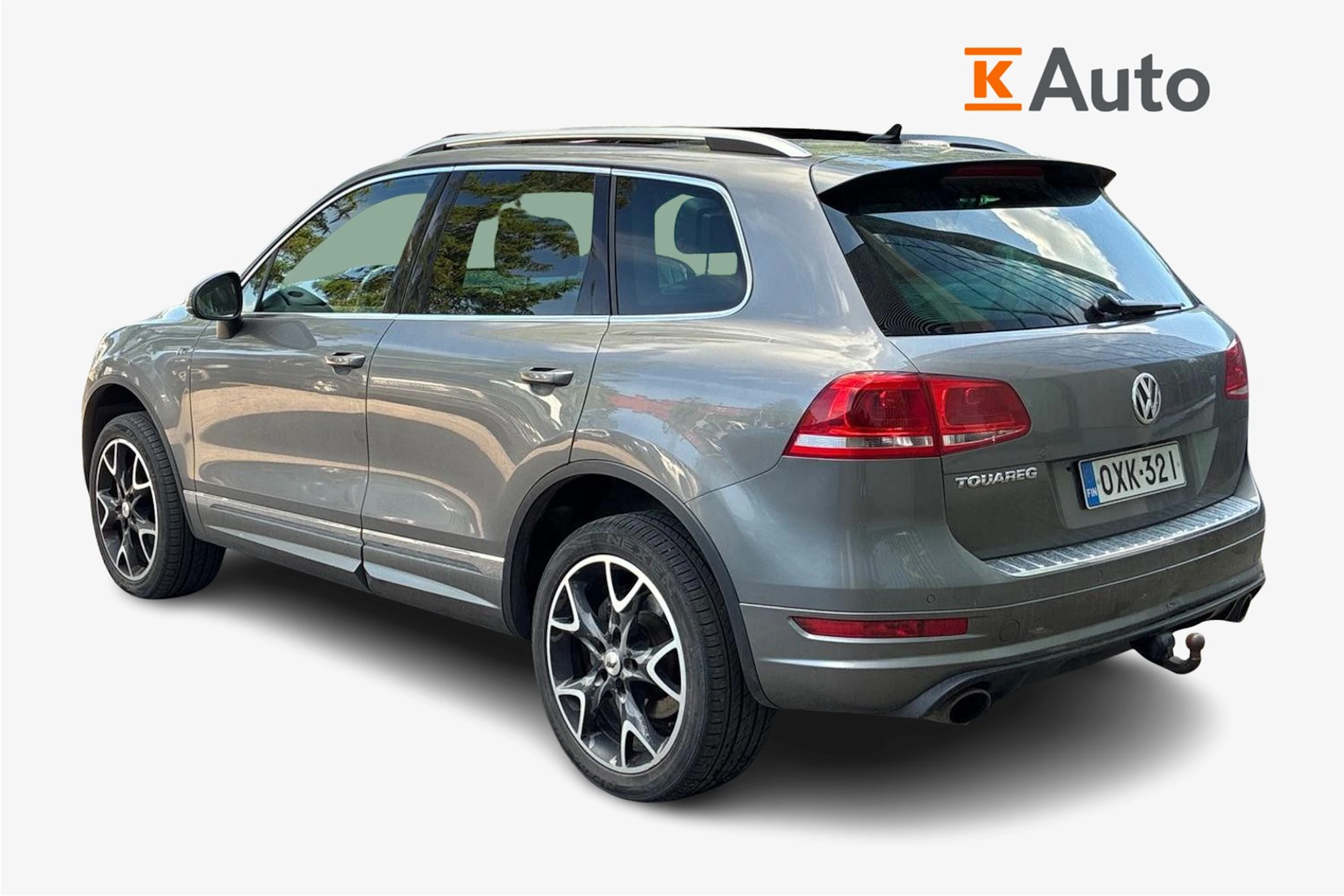 harmaa Volkswagen Touareg 2014 kuva 2.