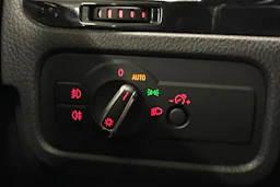 harmaa Volkswagen Touareg 2014 kuva 15.