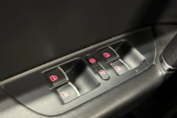 harmaa Volkswagen Touareg 2014 kuva 16.