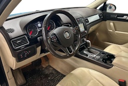 musta Volkswagen Touareg 2014 kuva 3.