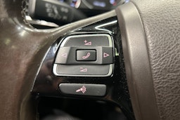 musta Volkswagen Touareg 2014 kuva 23.