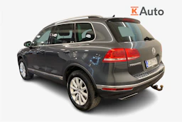 Harmaa Volkswagen TOUAREG 2015 kuva 3.