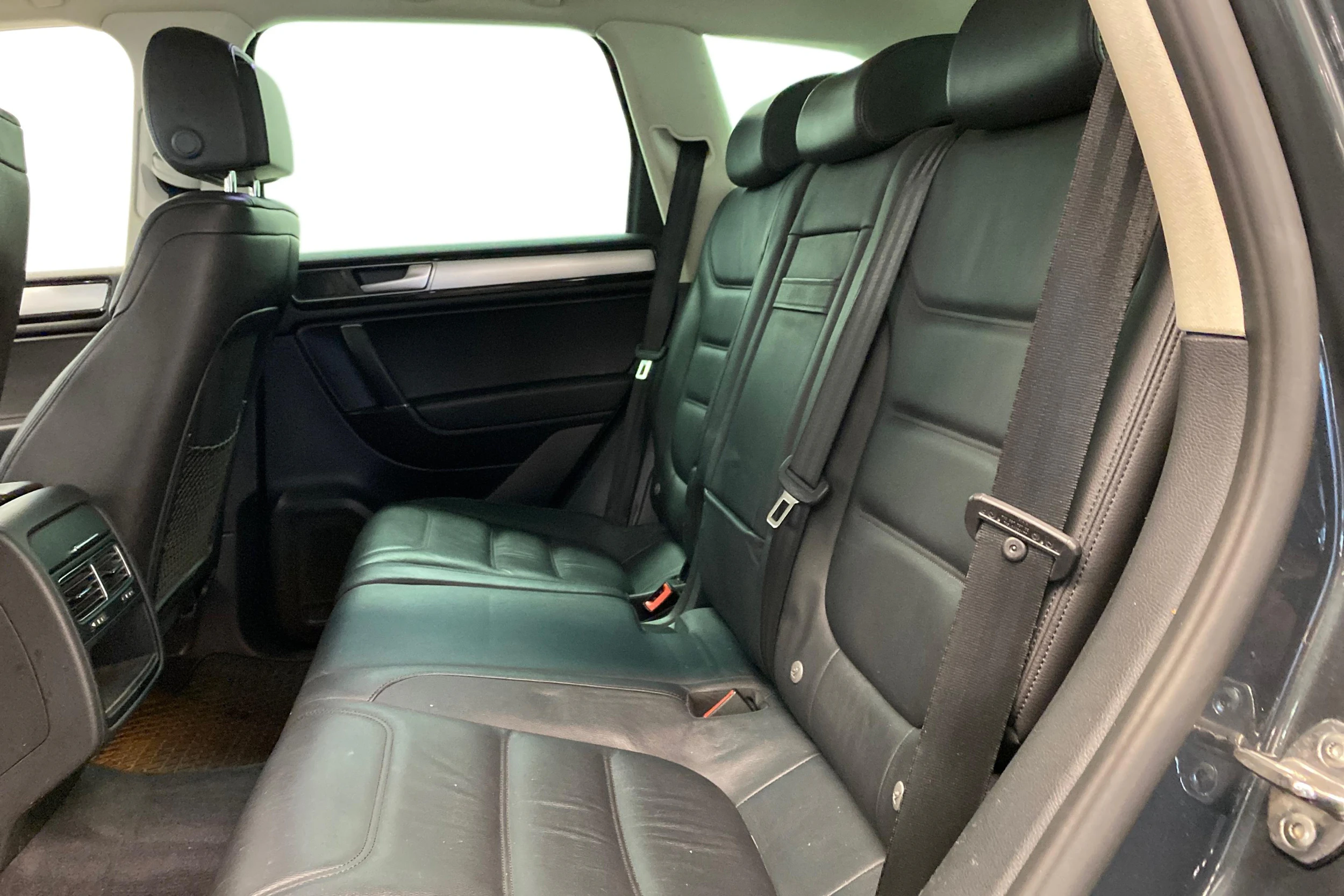 Harmaa Volkswagen TOUAREG 2015 kuva 11.