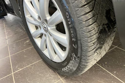 Harmaa Volkswagen TOUAREG 2015 kuva 13.