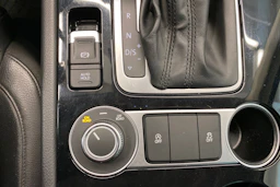 Harmaa Volkswagen TOUAREG 2015 kuva 28.